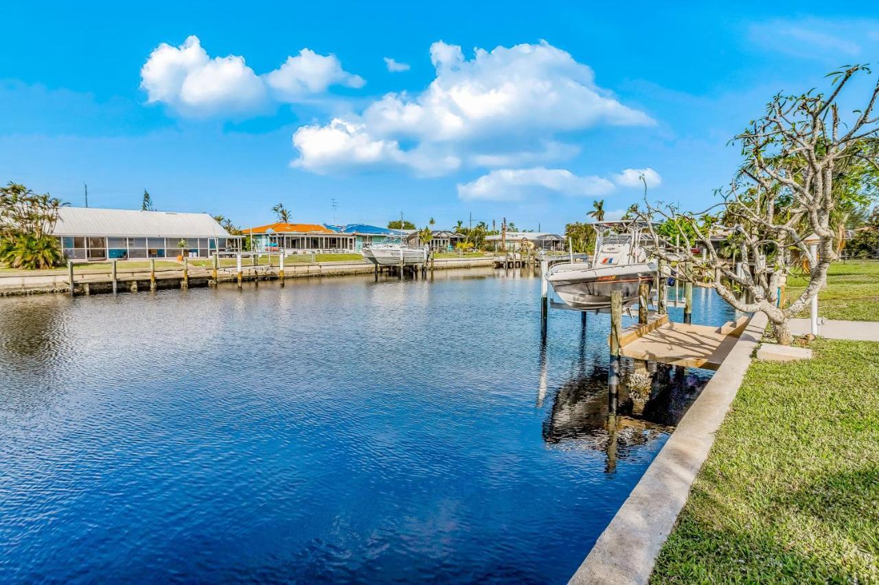 Norma On The Canal Punta Gorda Exterior photo